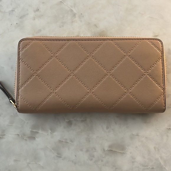 NWOT Tory Burch wallet - Picture 7 of 9